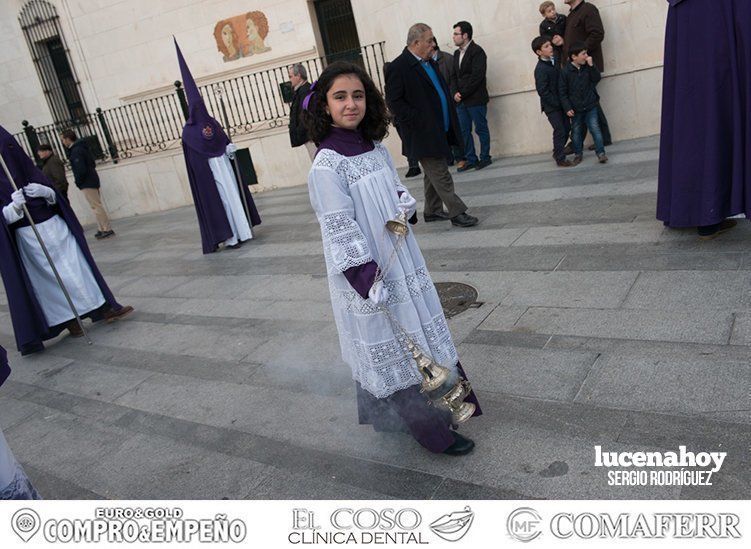 Galería: El Nazareno del Valle y la Amargura parten de San Mateo para llenar el Miércoles Santo lucentino