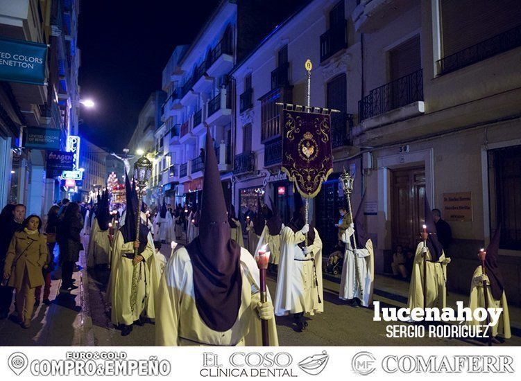 Galería: Elegancia pura en el desfile procesional del crucificado de La Sangre y María Santísima del Mayor Dolor Galería: Elegancia pura en el desfile procesional del crucificado de La Sangre y María Santísima del Mayor Dolor