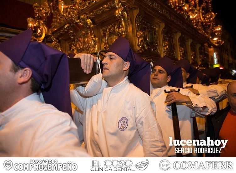 Galería: Elegancia pura en el desfile procesional del crucificado de La Sangre y María Santísima del Mayor Dolor Galería: Elegancia pura en el desfile procesional del crucificado de La Sangre y María Santísima del Mayor Dolor