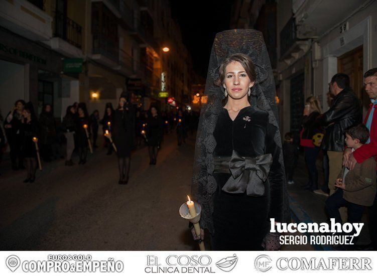 Galería: Elegancia pura en el desfile procesional del crucificado de La Sangre y María Santísima del Mayor Dolor