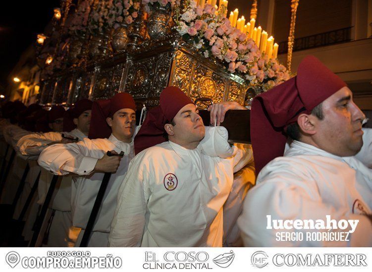 Galería: Elegancia pura en el desfile procesional del crucificado de La Sangre y María Santísima del Mayor Dolor Galería: Elegancia pura en el desfile procesional del crucificado de La Sangre y María Santísima del Mayor Dolor