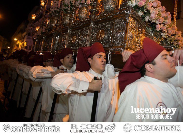 Galería: Elegancia pura en el desfile procesional del crucificado de La Sangre y María Santísima del Mayor Dolor