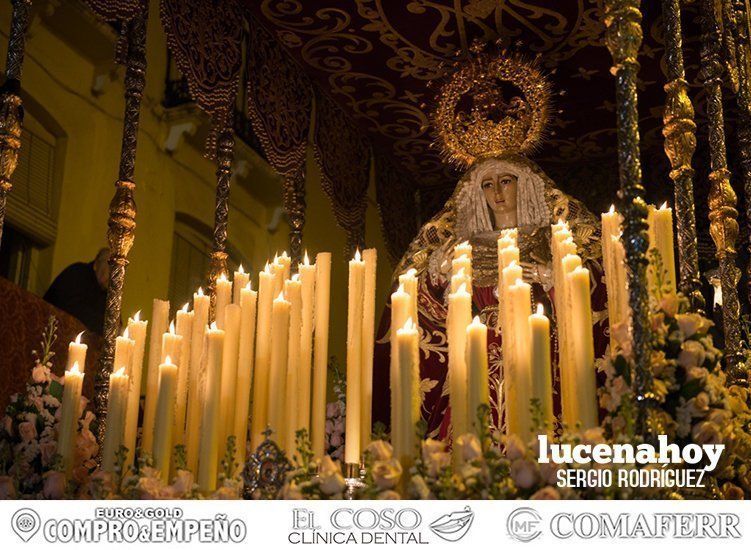 Galería: Elegancia pura en el desfile procesional del crucificado de La Sangre y María Santísima del Mayor Dolor Galería: Elegancia pura en el desfile procesional del crucificado de La Sangre y María Santísima del Mayor Dolor