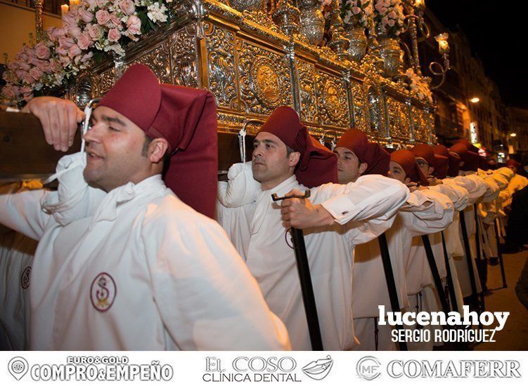 Galería: Elegancia pura en el desfile procesional del crucificado de La Sangre y María Santísima del Mayor Dolor Galería: Elegancia pura en el desfile procesional del crucificado de La Sangre y María Santísima del Mayor Dolor