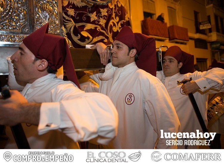 Galería: Elegancia pura en el desfile procesional del crucificado de La Sangre y María Santísima del Mayor Dolor Galería: Elegancia pura en el desfile procesional del crucificado de La Sangre y María Santísima del Mayor Dolor