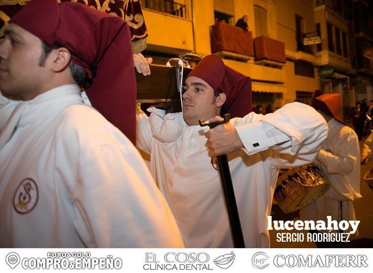 Galería: Elegancia pura en el desfile procesional del crucificado de La Sangre y María Santísima del Mayor Dolor Galería: Elegancia pura en el desfile procesional del crucificado de La Sangre y María Santísima del Mayor Dolor