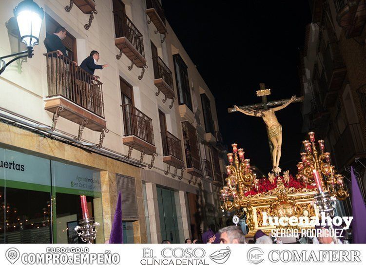 Galería: Elegancia pura en el desfile procesional del crucificado de La Sangre y María Santísima del Mayor Dolor