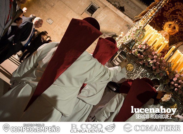Galería: Elegancia pura en el desfile procesional del crucificado de La Sangre y María Santísima del Mayor Dolor Galería: Elegancia pura en el desfile procesional del crucificado de La Sangre y María Santísima del Mayor Dolor