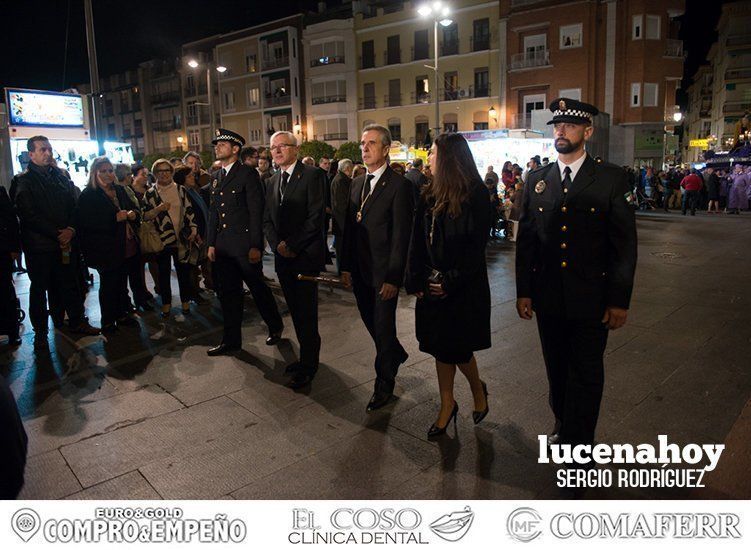 Galería: Luto y consternación en la procesión del Santo Entierro