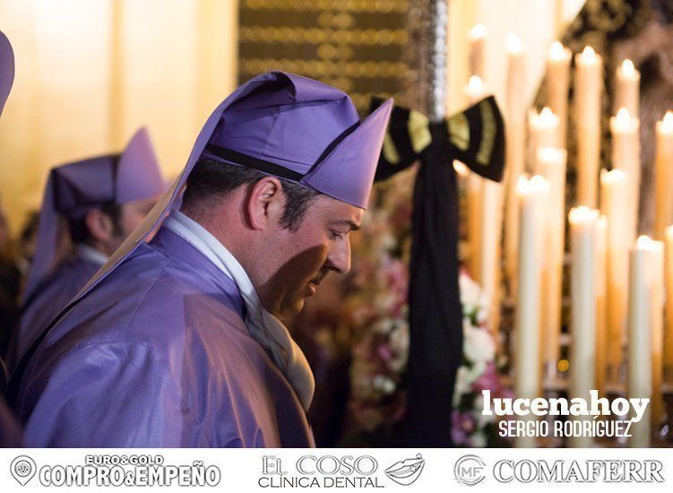 Galería: Luto y consternación en la procesión del Santo Entierro Galería: Luto y consternación en la procesión del Santo Entierro