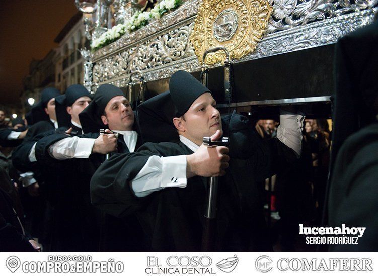 Galería: La Virgen de la Soledad augura la Resurrección en Lucena Galería: La Virgen de la Soledad augura la Resurrección en Lucena