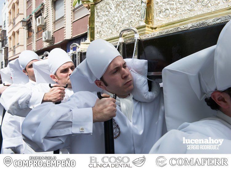 Galería: La cofradía de la Resurrección y Ángeles pone broche final a una Semana Santa de amargo regusto Galería: La cofradía de la Resurrección y Ángeles pone broche final a una Semana Santa de amargo regusto