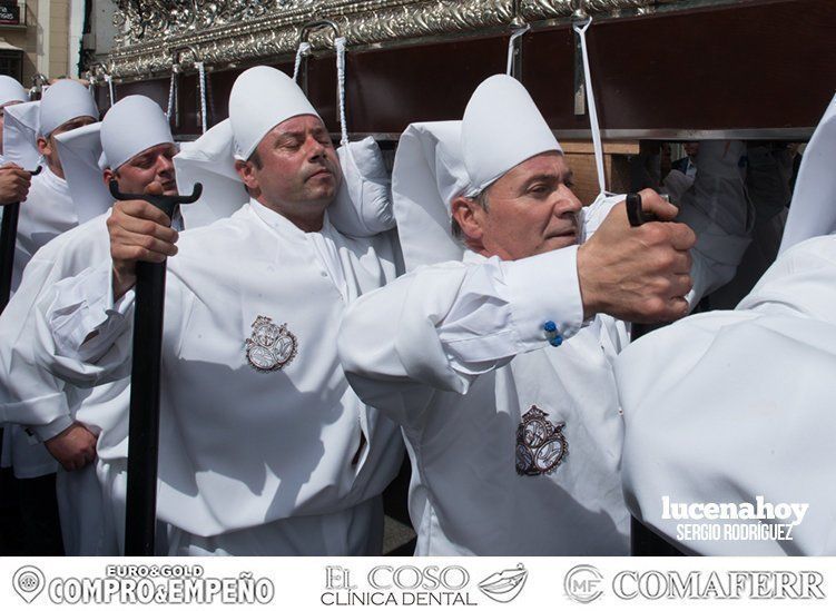 Galería: La cofradía de la Resurrección y Ángeles pone broche final a una Semana Santa de amargo regusto