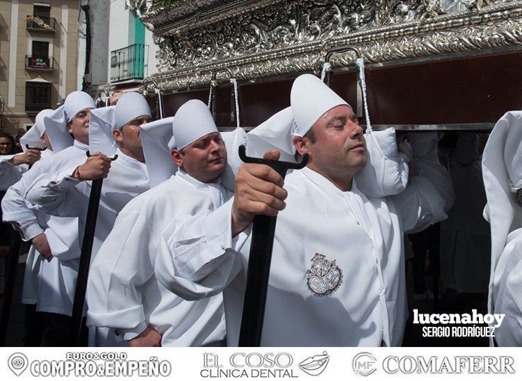 Galería: La cofradía de la Resurrección y Ángeles pone broche final a una Semana Santa de amargo regusto