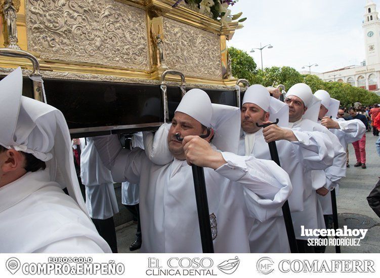 Galería: La cofradía de la Resurrección y Ángeles pone broche final a una Semana Santa de amargo regusto