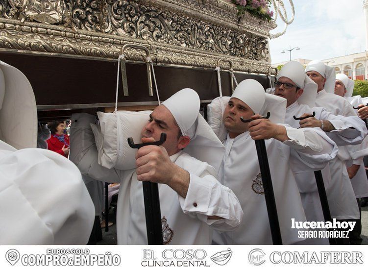 Galería: La cofradía de la Resurrección y Ángeles pone broche final a una Semana Santa de amargo regusto