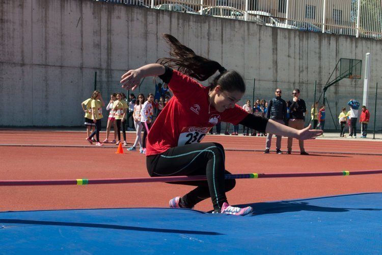 Galería: Más de 400 niños participan en la XIX edición de las Olimpiadas Escolares de Primaria