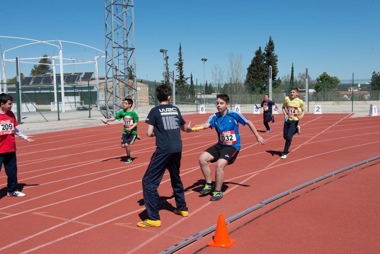 Galería: Más de 400 niños participan en la XIX edición de las Olimpiadas Escolares de Primaria