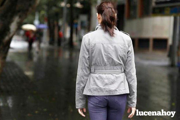  Yurena, despedida de un centro de acogida por llevarse 4 lonchas de queso y 3 bollos para dar de cenar a sus dos hijas, de 8 y 11 años. Foto: laopinion.es 