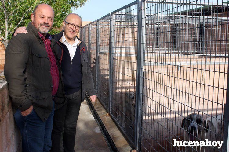  El concejal Lucas Gómez y el responsable del Centro de Acogida. 