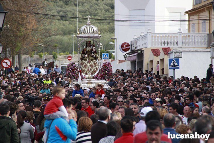 Galería: Miles de lucentinos acompañan a María Stma. de Araceli en la romería de Bajada