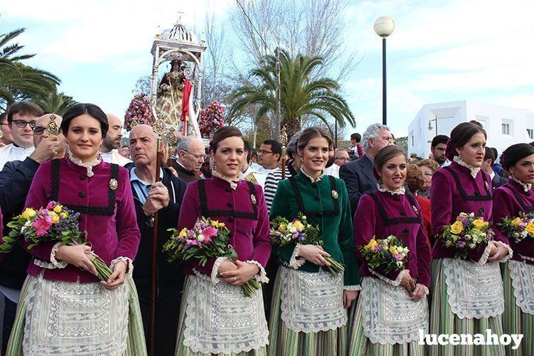 Galería: Miles de lucentinos acompañan a María Stma. de Araceli en la romería de Bajada
