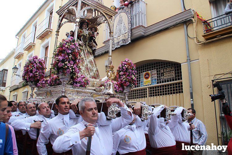 Galería: Miles de lucentinos acompañan a María Stma. de Araceli en la romería de Bajada