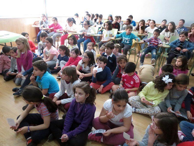 Galería: Truequelibro en el Colegio Nuestra Señora de Araceli