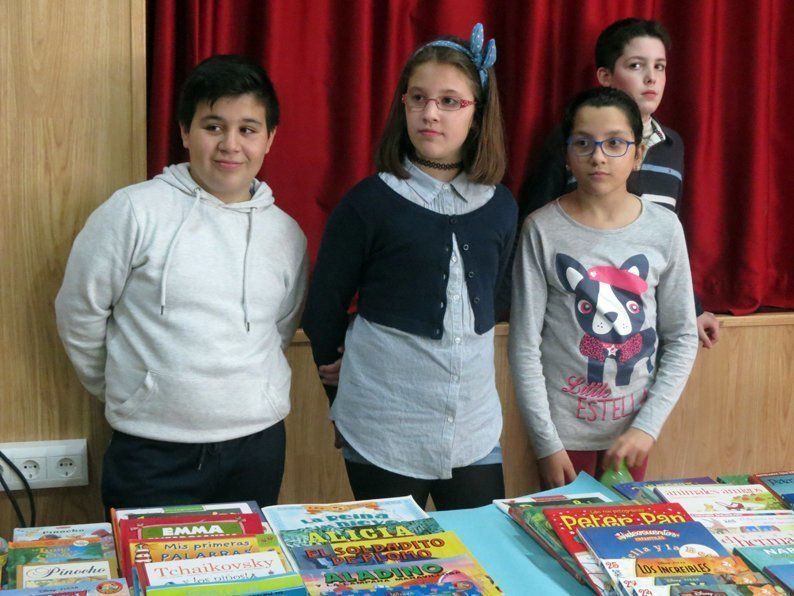 Galería: Truequelibro en el Colegio Nuestra Señora de Araceli Galería: Truequelibro en el Colegio Nuestra Señora de Araceli