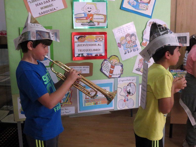 Galería: Truequelibro en el Colegio Nuestra Señora de Araceli