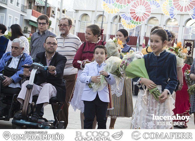 Galería: 'Con flores hasta María Stma. de Araceli", la ofrenda floral vista por 'Gitanito'