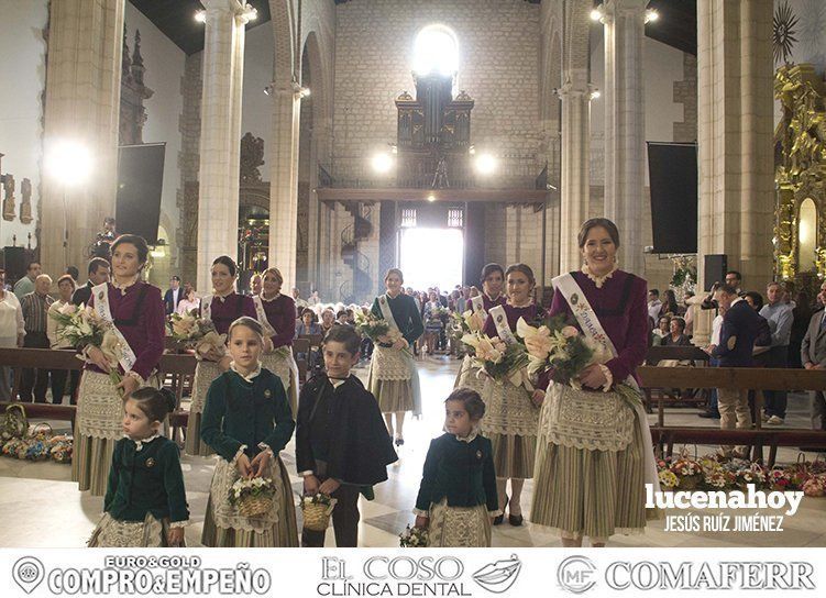 Galería: 'Con flores hasta María Stma. de Araceli", la ofrenda floral vista por 'Gitanito'