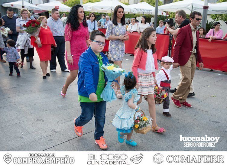 Galería: Ofrenda de flores: Una ingente manifestación de devoción aracelitana (I). Reportaje gráfico de Sergio Rodriguez