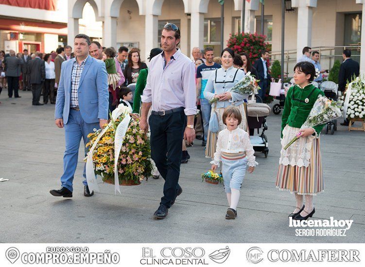 Galería: Ofrenda de flores: Una ingente manifestación de devoción aracelitana (I). Reportaje gráfico de Sergio Rodriguez