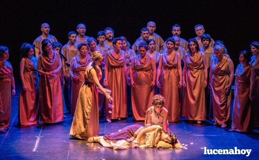 Galería: El auditorio acogió con un gran éxito el estreno de la primera producción operística realizada en Lucena: Dido y Eneas Galería: El auditorio acogió con un gran éxito el estreno de la primera producción operística realizada en Lucena: Dido y Eneas