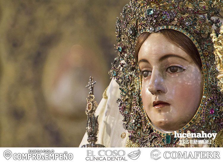 Galería: Largas colas en San Mateo para asistir al Besamanos de la Virgen de Araceli