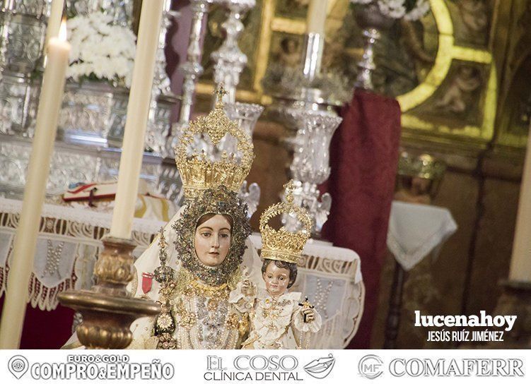 Galería: Largas colas en San Mateo para asistir al Besamanos de la Virgen de Araceli