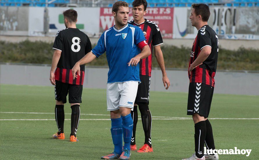  Antonio Calzado, con la camiseta del Lucena CF. SERGIO RODRÍGUEZ 