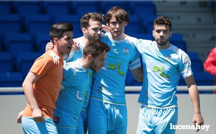  Jugadores del Ciudad de Lucena en el último partido contra el Pedrera. SERGIO RODRÍGUEZ 