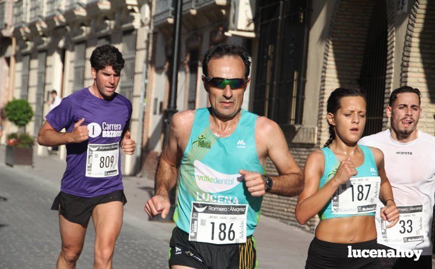 Galería 1: Una marea morada toma las calles de Lucena en la I Carrera Nazarena. Fotos de Jesús Ruiz Jiménez