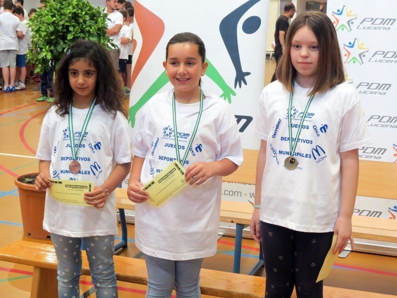 Galería: La entrega de premios y regalos clausura los Juegos Deportivos Municipales 2016 Galería: La entrega de premios y regalos clausura los Juegos Deportivos Municipales 2016