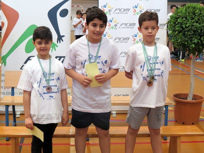 Galería: La entrega de premios y regalos clausura los Juegos Deportivos Municipales 2016 Galería: La entrega de premios y regalos clausura los Juegos Deportivos Municipales 2016