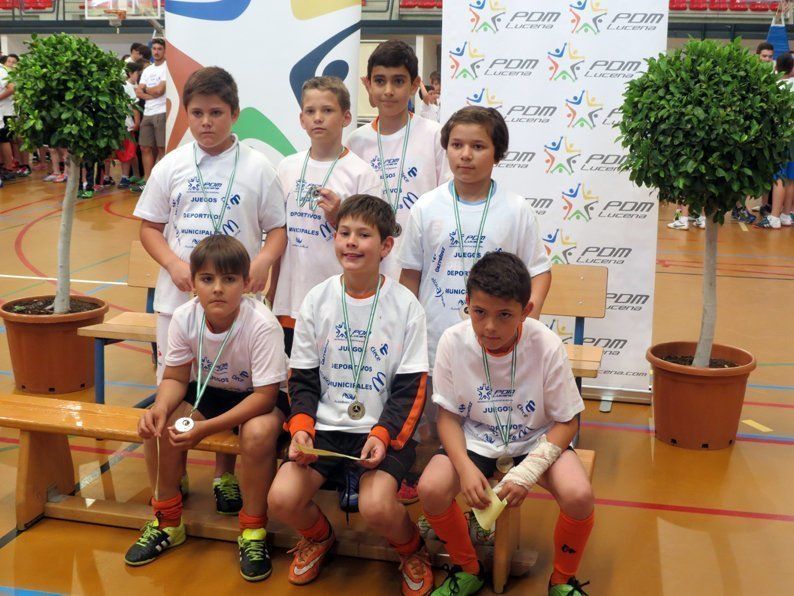 Galería: La entrega de premios y regalos clausura los Juegos Deportivos Municipales 2016 Galería: La entrega de premios y regalos clausura los Juegos Deportivos Municipales 2016