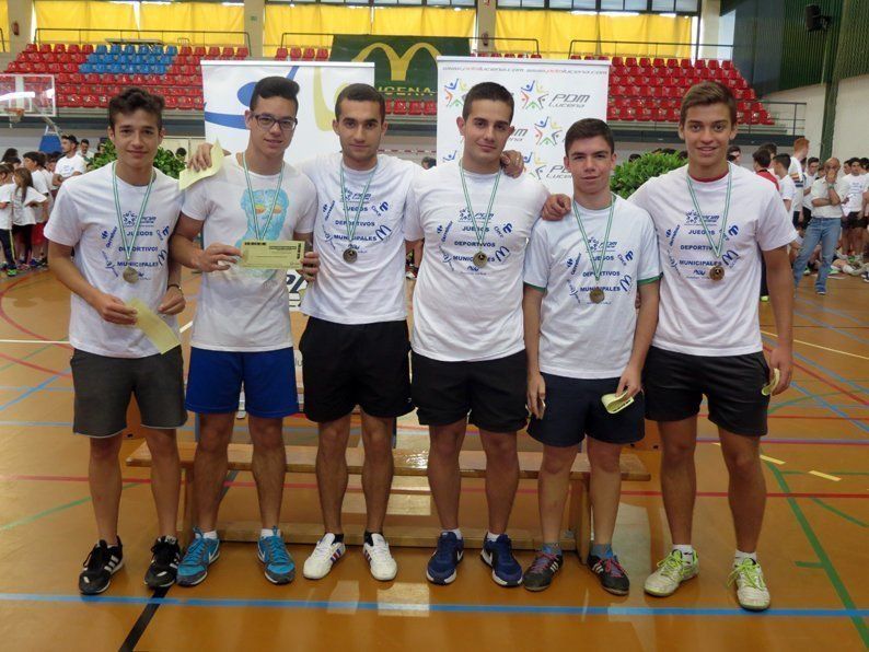Galería: La entrega de premios y regalos clausura los Juegos Deportivos Municipales 2016 Galería: La entrega de premios y regalos clausura los Juegos Deportivos Municipales 2016
