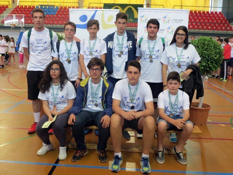 Galería: La entrega de premios y regalos clausura los Juegos Deportivos Municipales 2016 Galería: La entrega de premios y regalos clausura los Juegos Deportivos Municipales 2016
