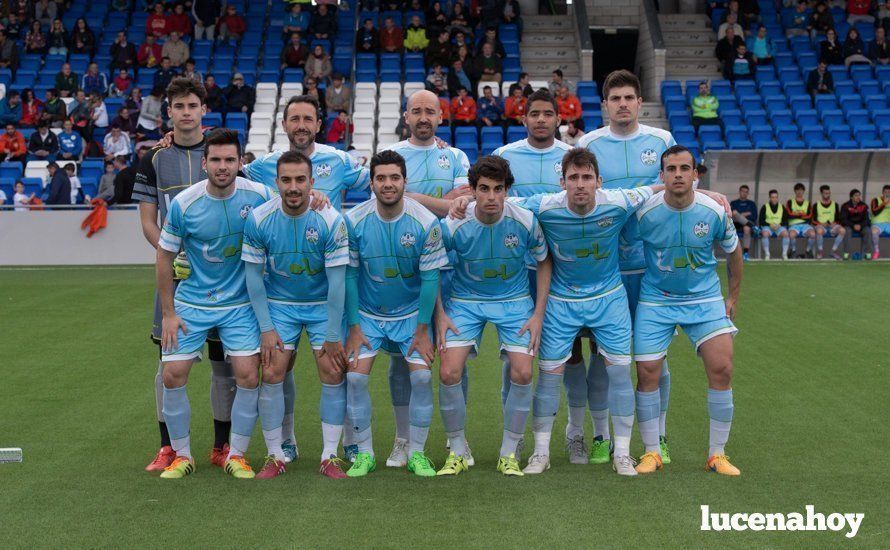  Curro Vacas y Erik, tercero y cuarto por la izquierda en la fila de arriba; y Chechu Córdoba y Migui -tercero y sexto-, abajo. SERGIO RODRÍGUEZ 