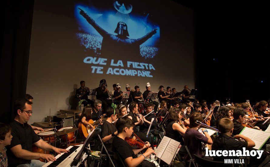 Galería: La POL y los chicos de 'Musintégrate' llenan el auditorio en el concierto solidario 'PolyCia' Galería: La POL y los chicos de 'Musintégrate' llenan el auditorio en el concierto solidario 'PolyCia'