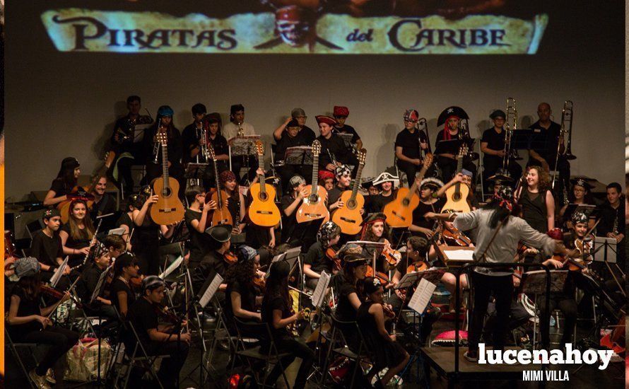 Galería: La POL y los chicos de 'Musintégrate' llenan el auditorio en el concierto solidario 'PolyCia'