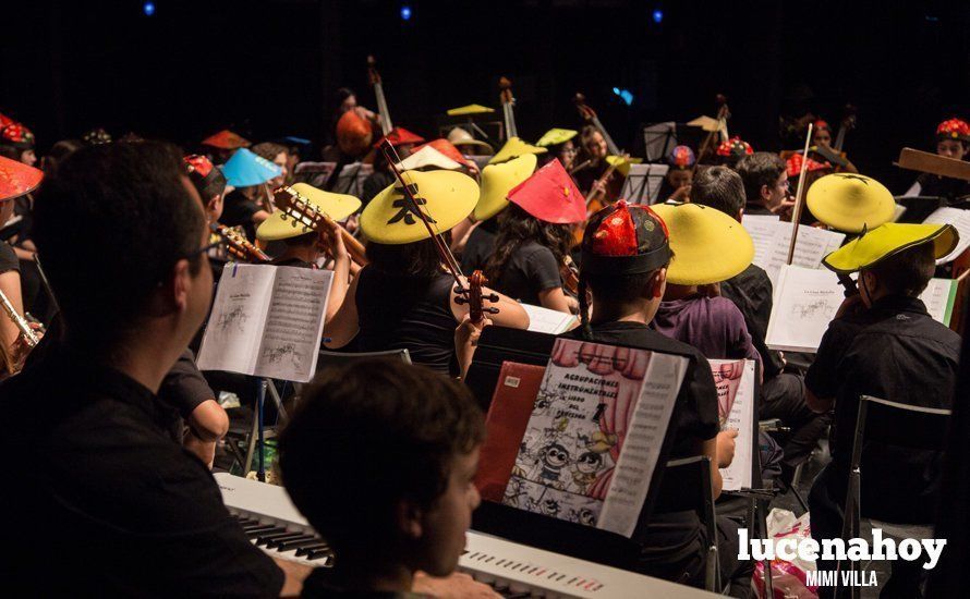 Galería: La POL y los chicos de 'Musintégrate' llenan el auditorio en el concierto solidario 'PolyCia'