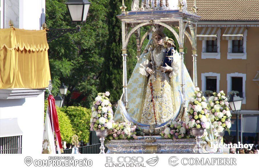 Galería: Multitudinaria despedida a la Virgen de Araceli en su Romería de Subida